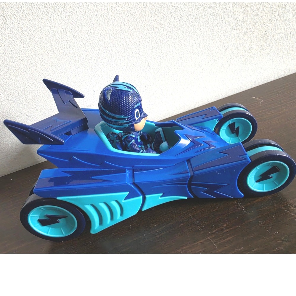 Just Play PJ Masks Catboy Cat-Car Vehicle and Action Figure Set Blue Teal